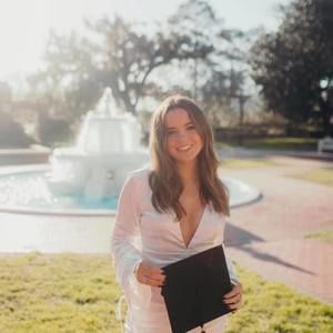 Meet your Posher, Danielle